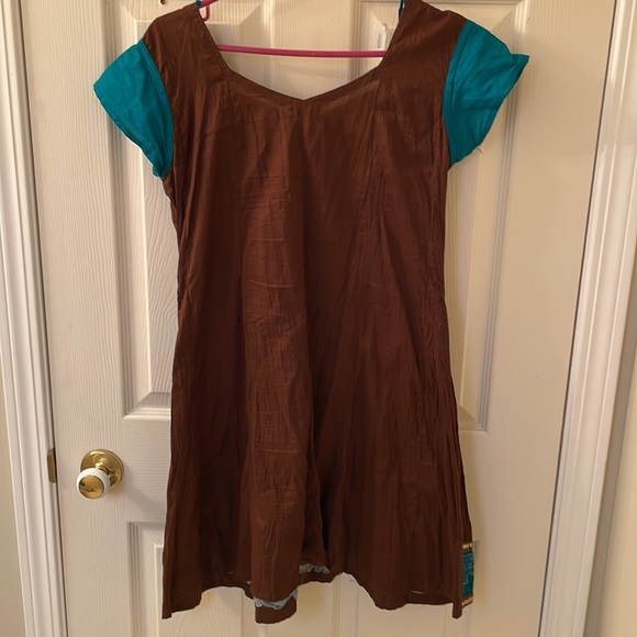 Tunic Top - Picture 3 of 4
